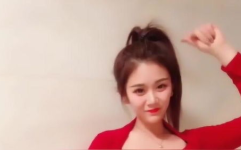 红衣抢麦小姐姐,网络红人的崛起与影响力